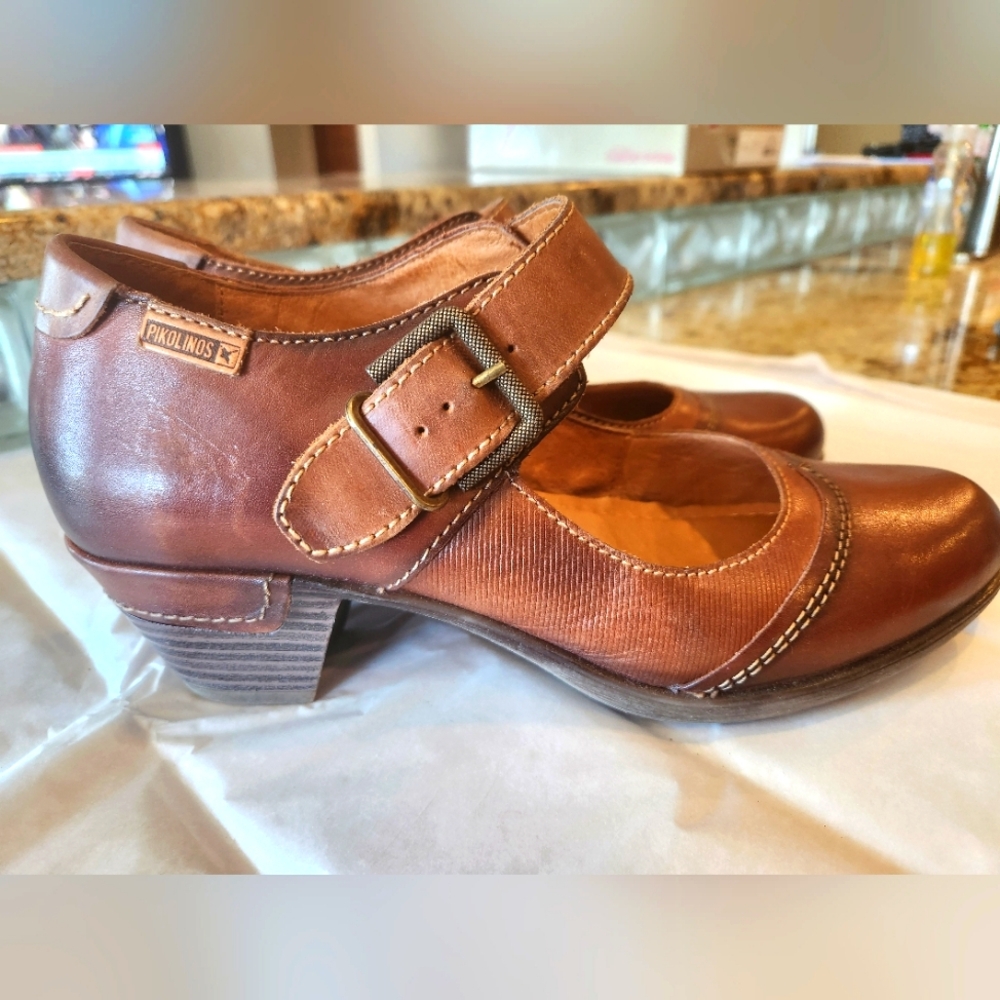 Pikolinos Rotterdam Mary Jane Size 40